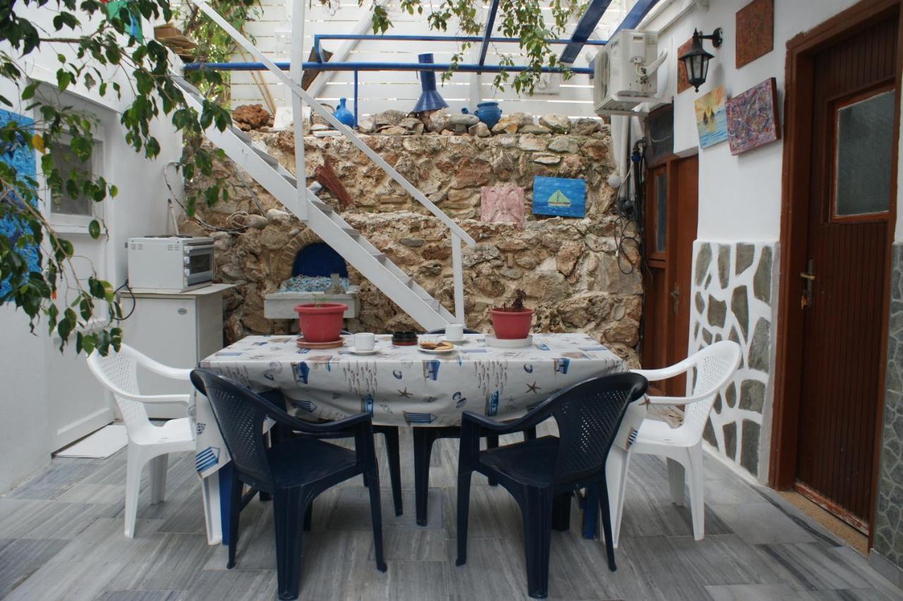 Hotel Eleftheria Парос Екстериор снимка