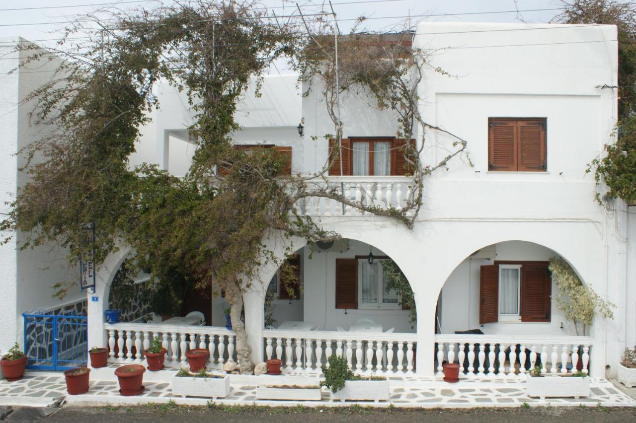 Hotel Eleftheria Парос Екстериор снимка